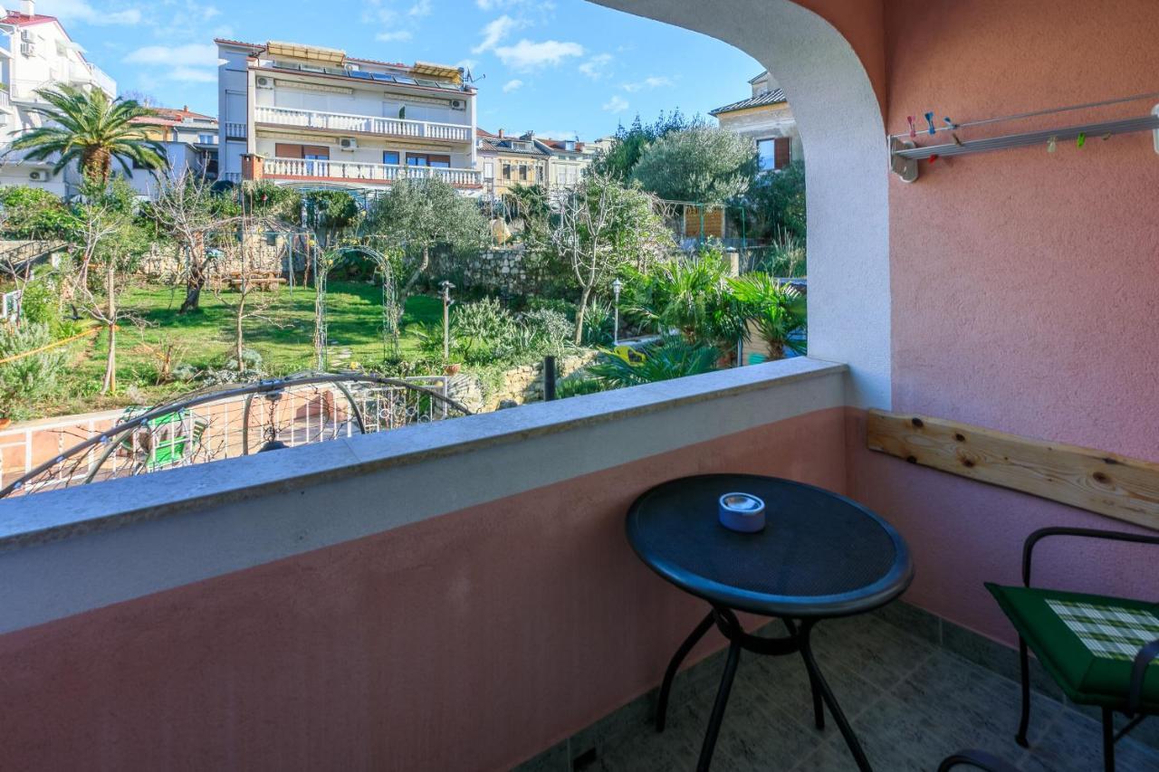 Apartments Villa 7 Crikvenica Exterior foto